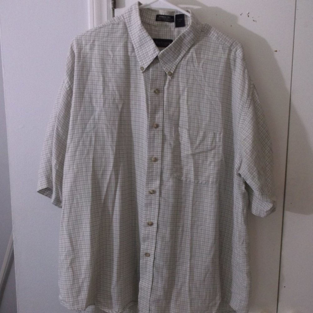 Van Heusen Tan Plaid Casual Shirt XXL Short Sleeve